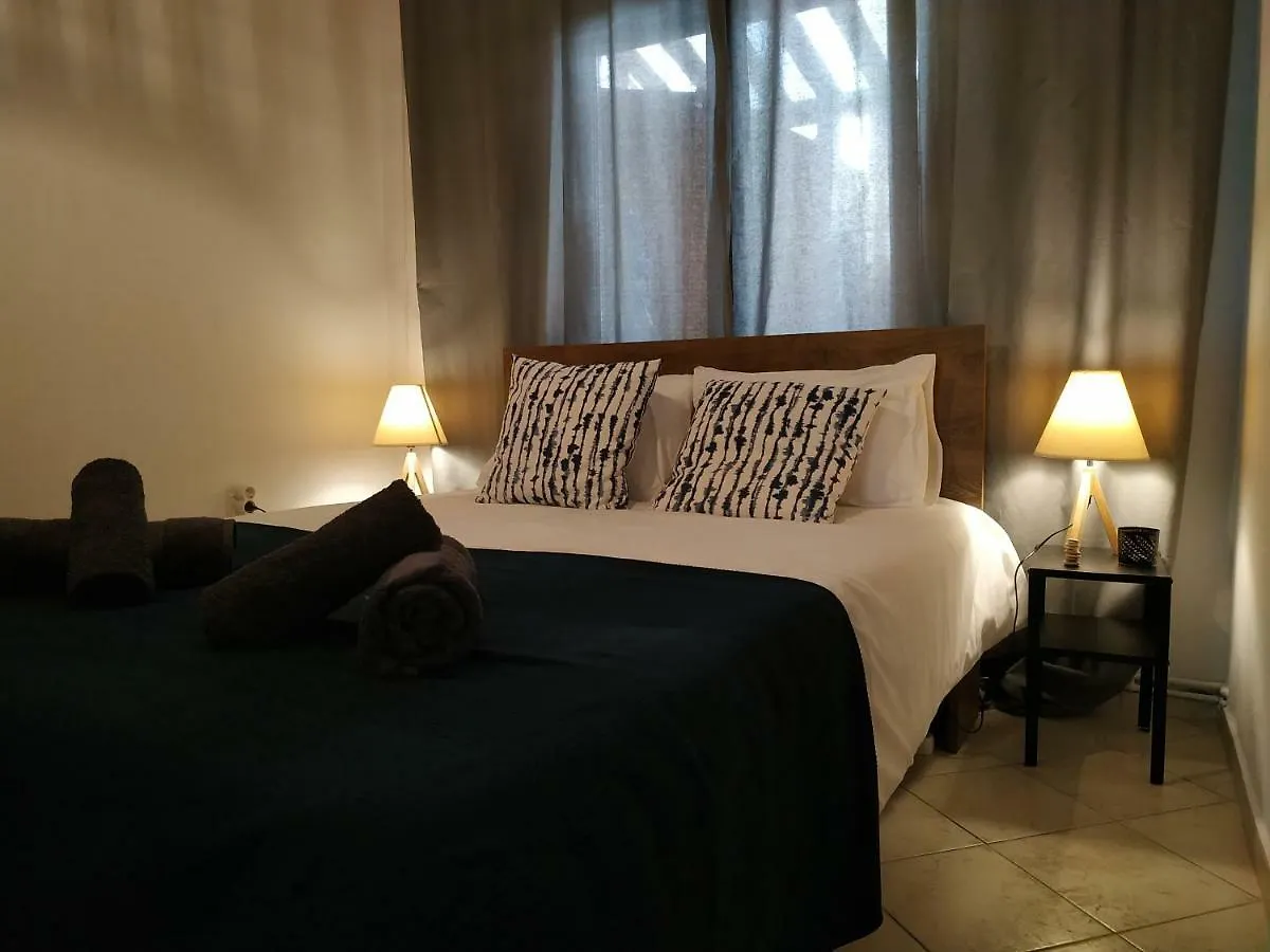 סלוניקי Bright Apartment Steps From The Sea